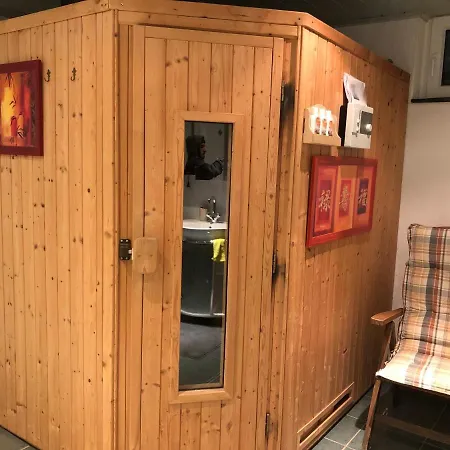 Nationalpark Eifel Sauna نيدغن