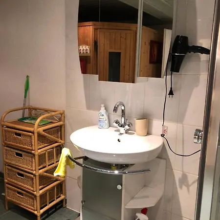 شقة Nationalpark Eifel Sauna نيدغن